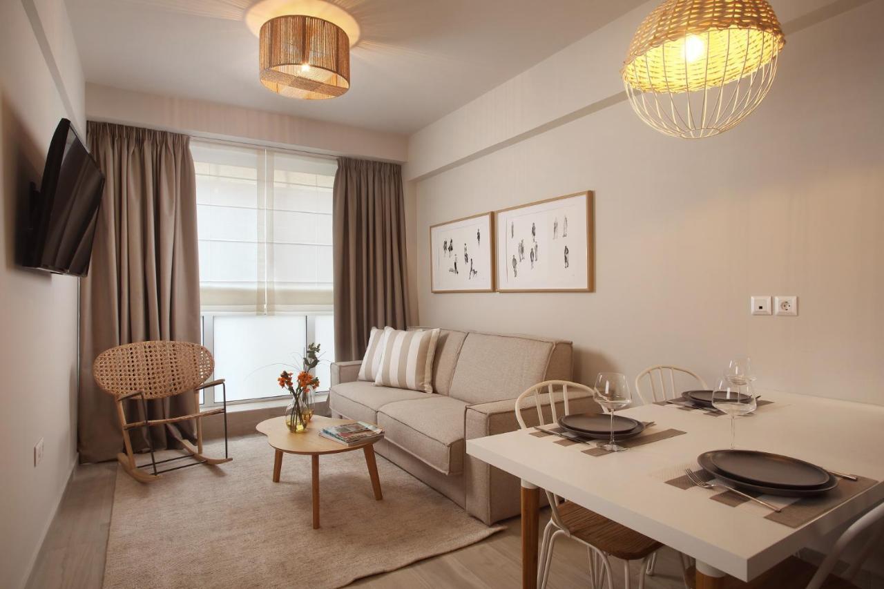 Love Luxury Central Apartment Athens Ngoại thất bức ảnh